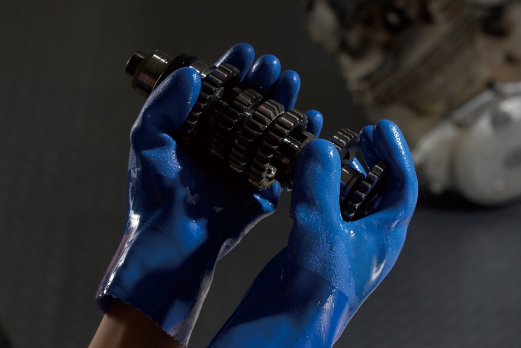 №650　耐油ビニローブ